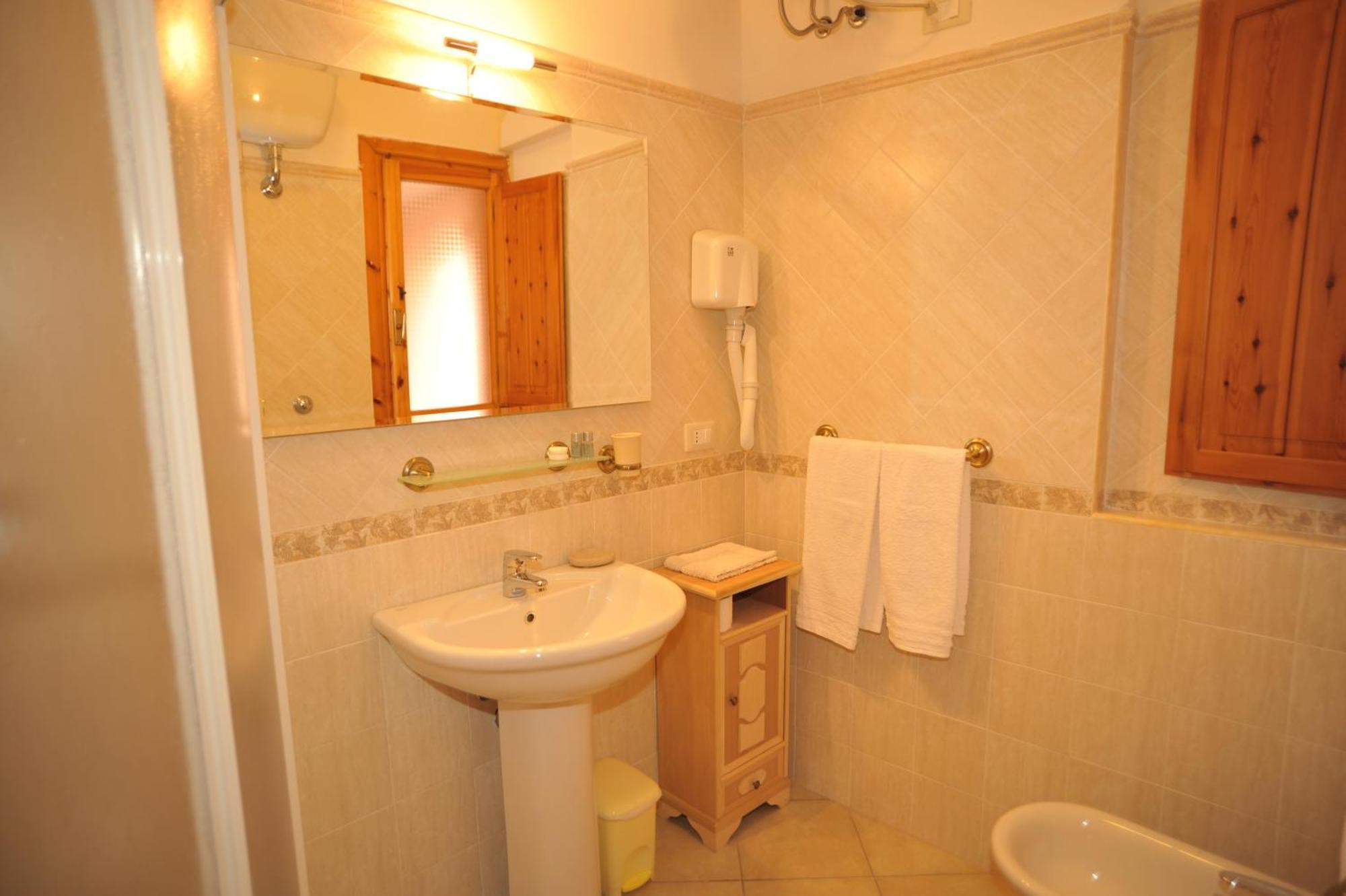 Aldebaran Centro Storico Villa Cagliari Szoba fotó