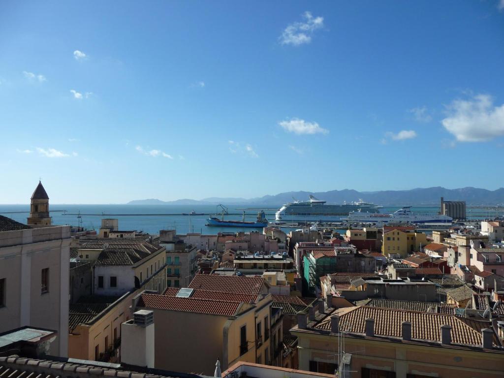 Aldebaran Centro Storico Villa Cagliari Kültér fotó